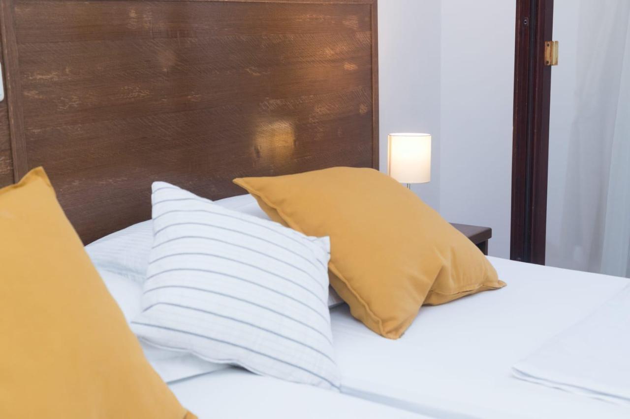 باغ Mb Pag Bed&Breakfast المظهر الخارجي الصورة
