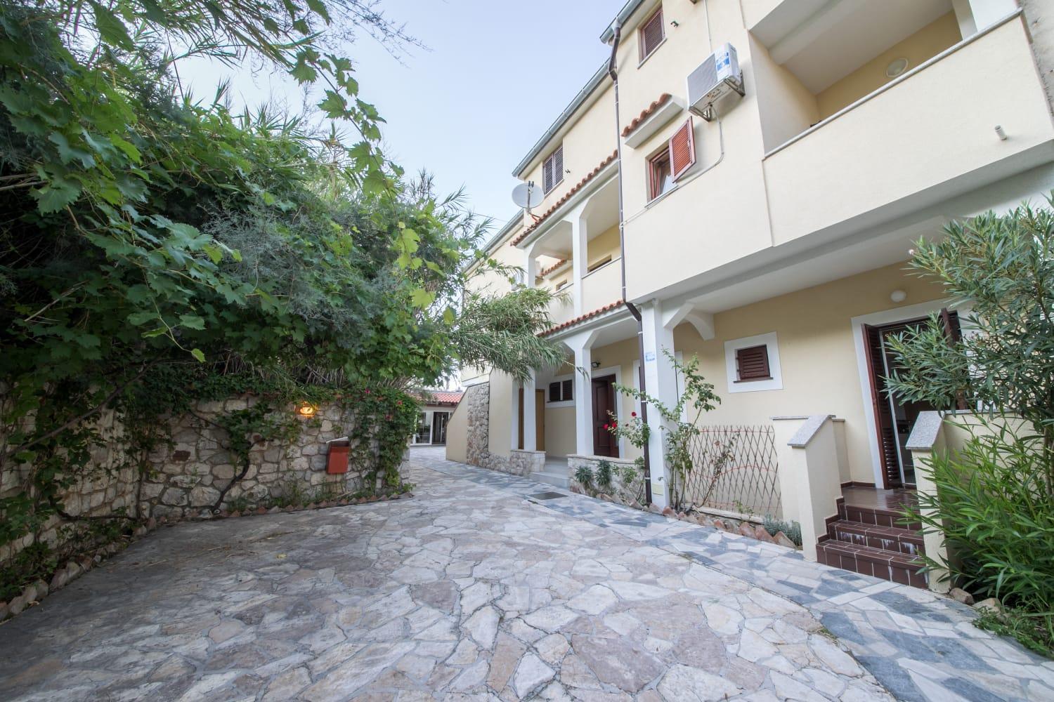 باغ Mb Pag Bed&Breakfast المظهر الخارجي الصورة